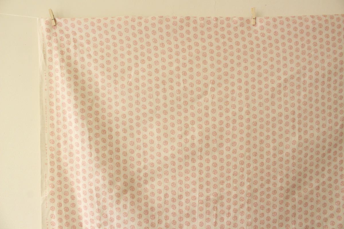 LINNETリネンプリント ローズドット<br />イングリッシュローズ